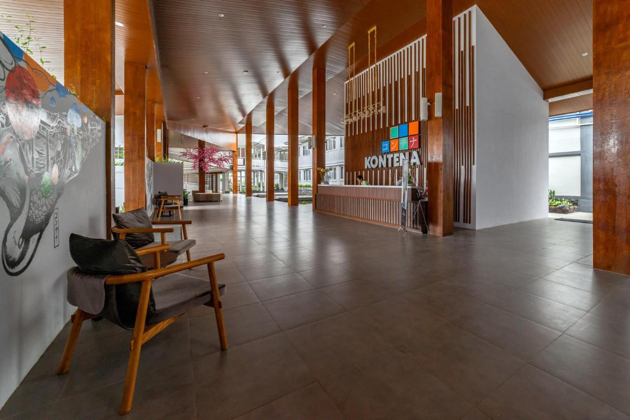 Kontena Hotel Batu  Buitenkant foto